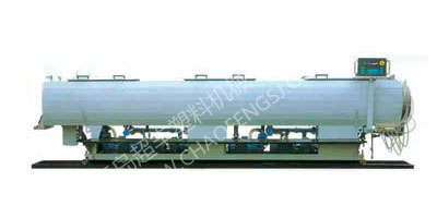 真空定徑機(jī)、牽引裝置、切割裝置